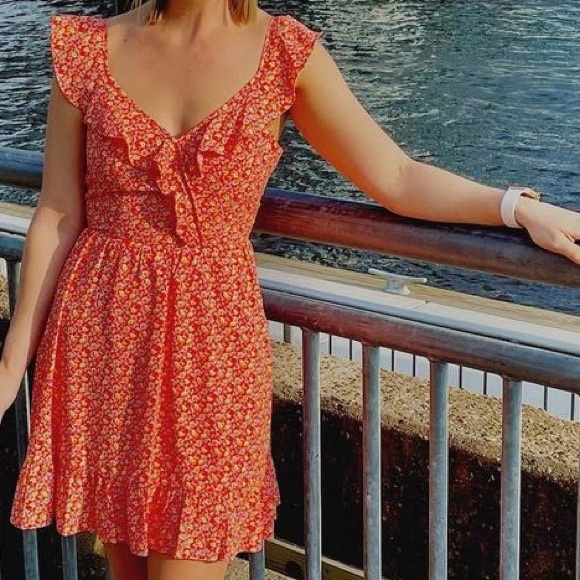 Cute open back floral summer dress - Picture 5 of 6